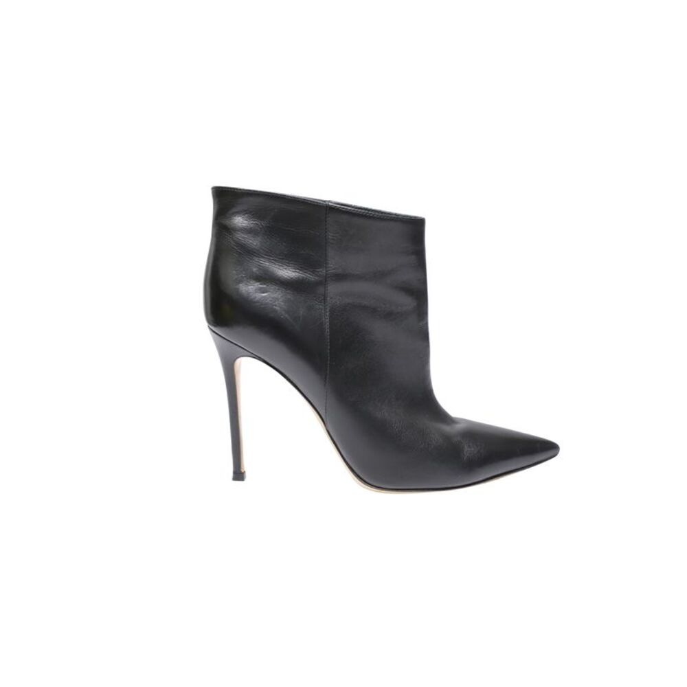 Gianvito Rossi Zipper Ankle Boots in Black Leather